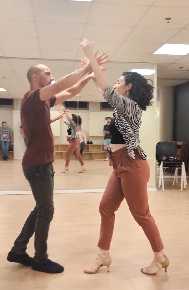 איך לבחור סדנאות זוגיות בתל אביב עם הנחיה מקצועית לזוגות
